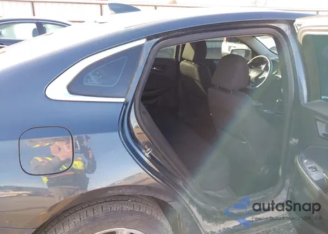 2020 Chevrolet Malibu Fwd Lt z USA, uszkodzony, nr VIN 1G1ZD5ST8LF117982